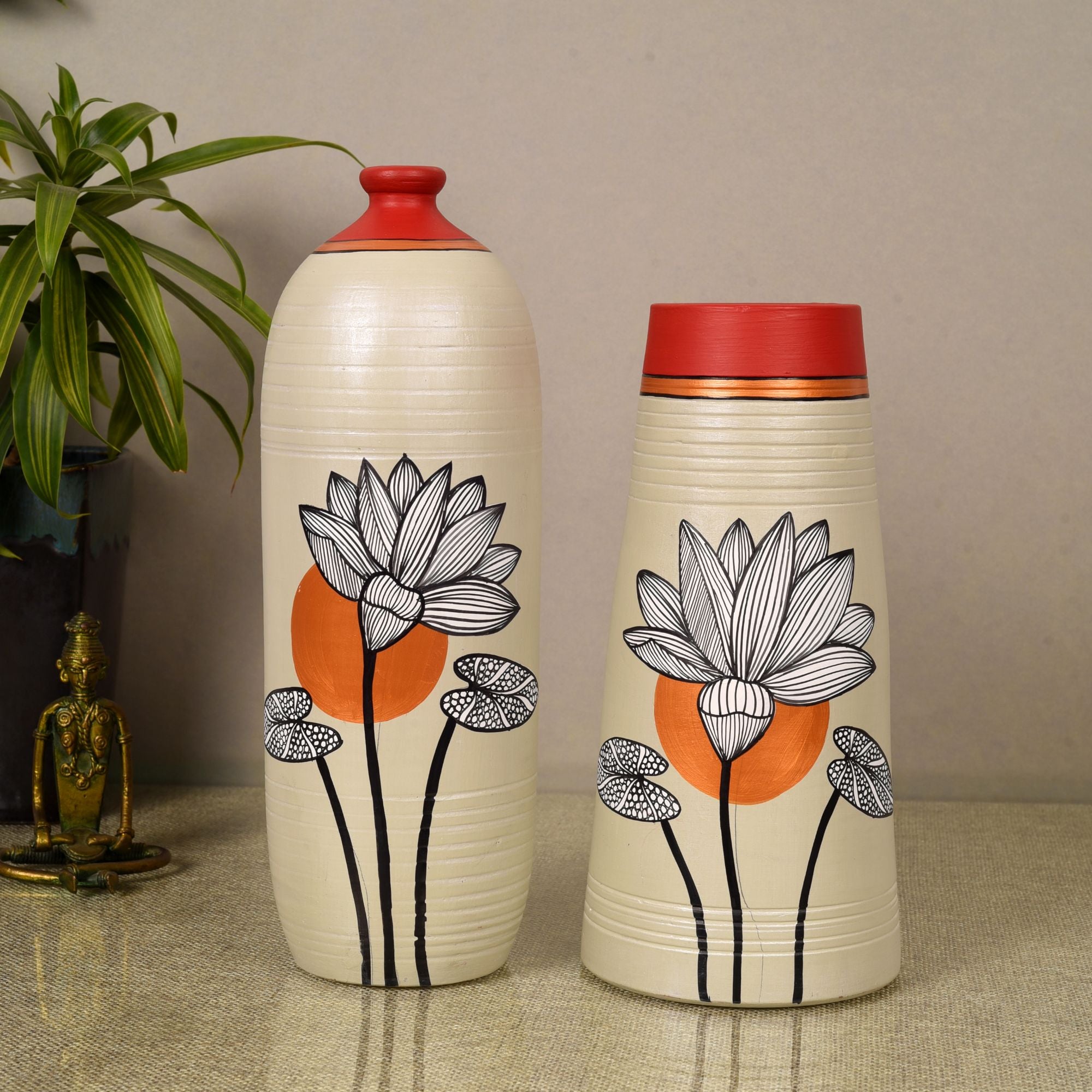Crimson Heights Terracotta Vases S02 (3.5x11/4.5x9.5)