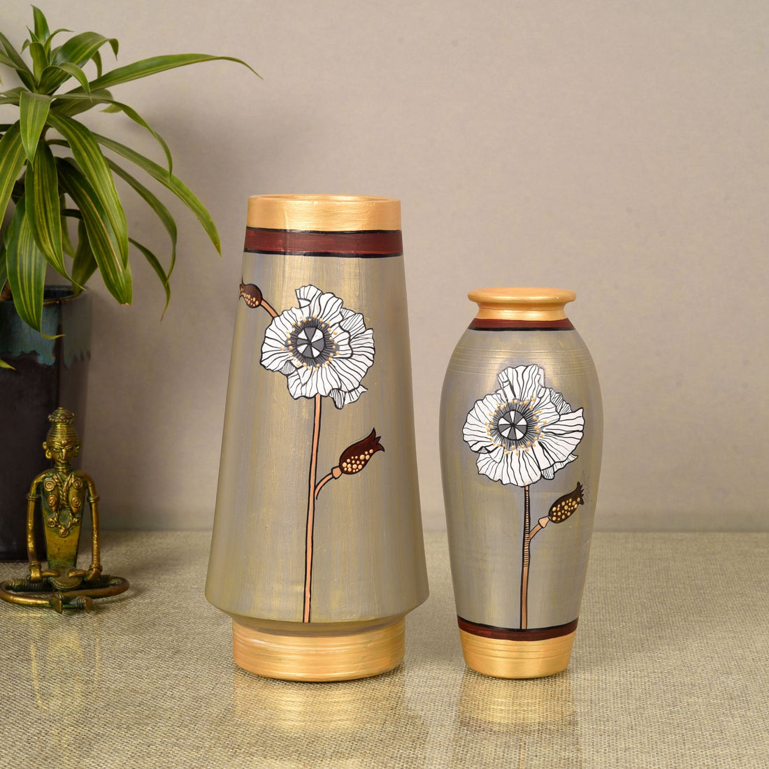 Golden Hour Terracotta Vases S02 (4.5x9/3x7)