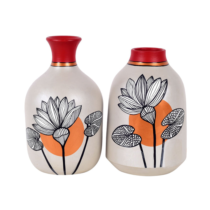 Scarlet Bloom Terracotta Vases S02 (4x7/4.5x7)