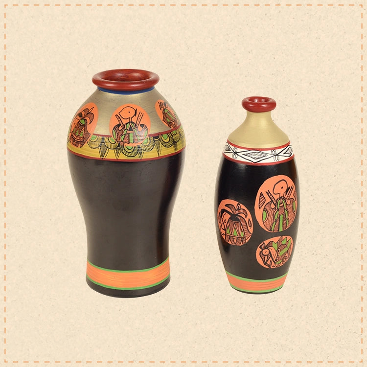 Earthen Vases Handpainted in Madhubani Tattoo Art