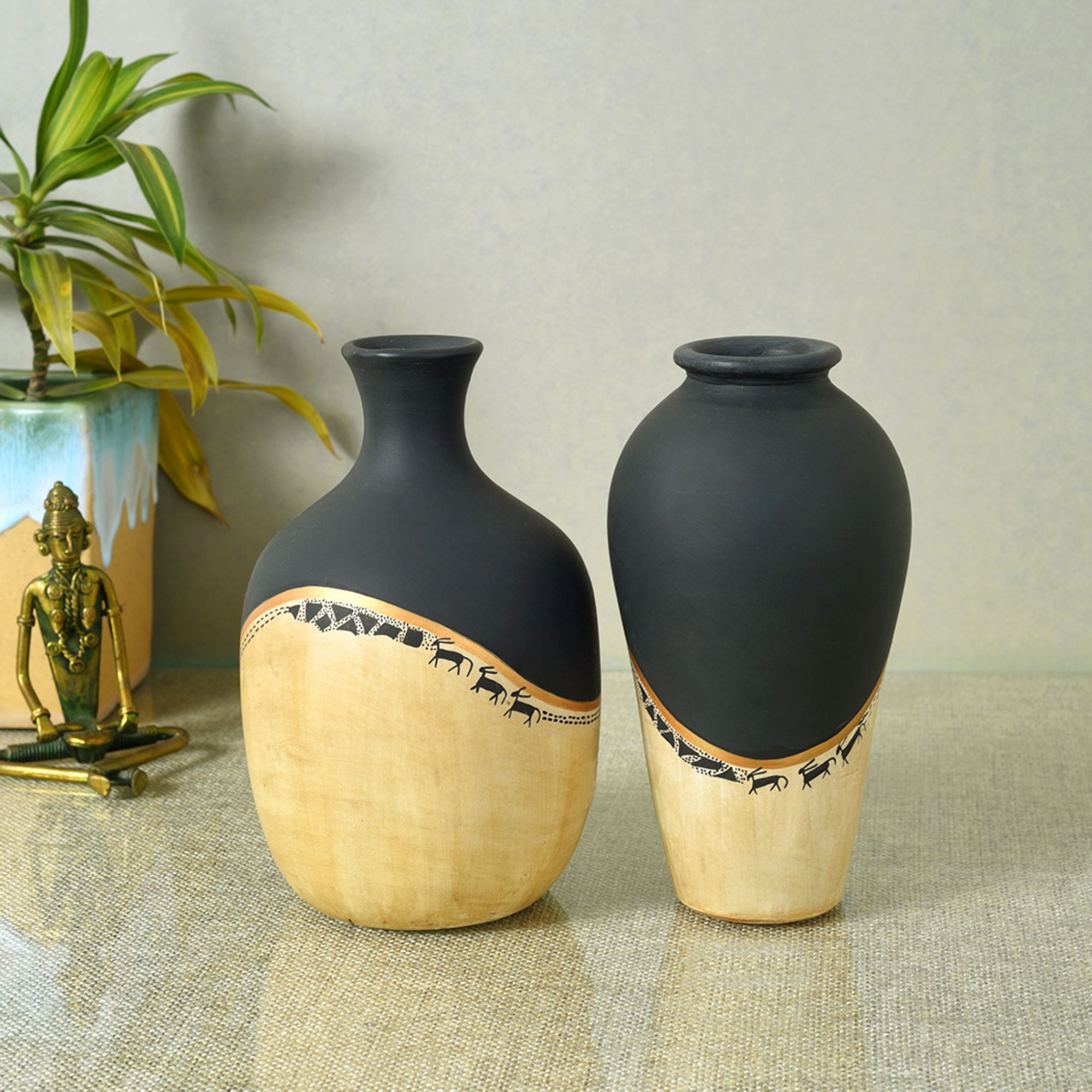 Midnight's secret small vase SET OF two (4x4x7 , 5x5x7)