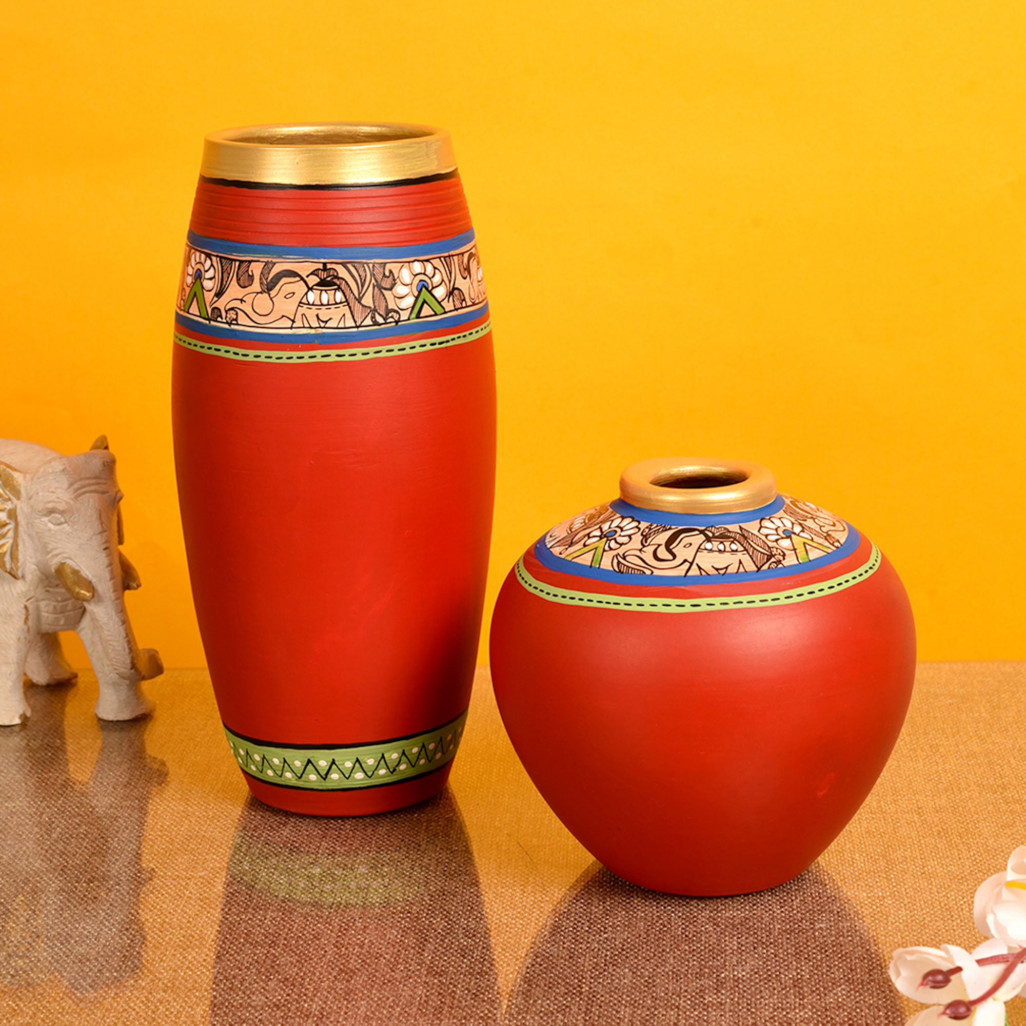 Vase Earthen Red Madhubani (Set of 2) (9x4/5x5)