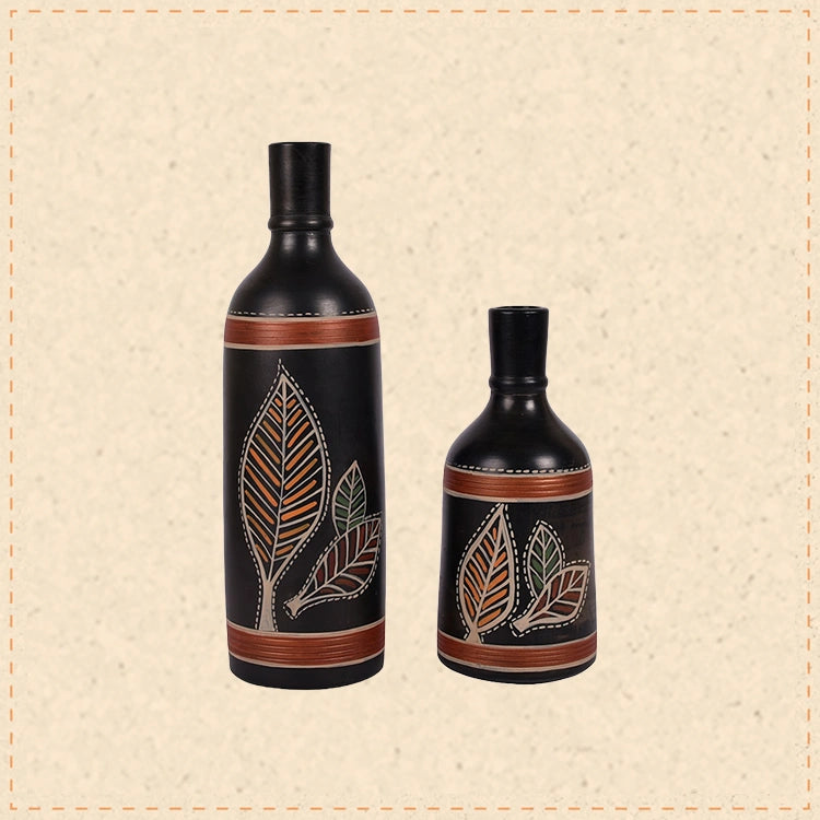 Vase Earthen Black Bottle Madhubani (Set of 2) (9.4x3/6x3)