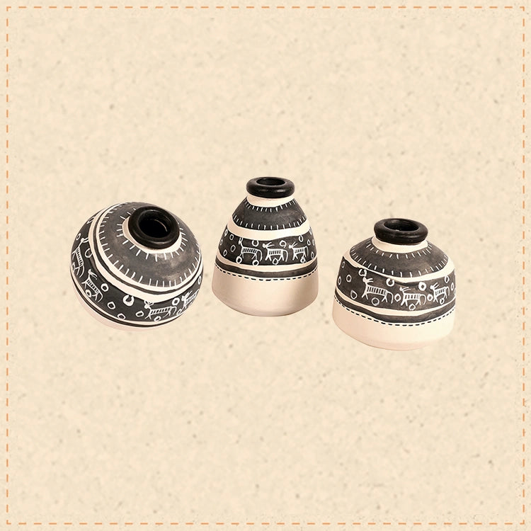 Vase Earthen Miniatures White Warli (Set of 3) (2.6/2.2/2.4)
