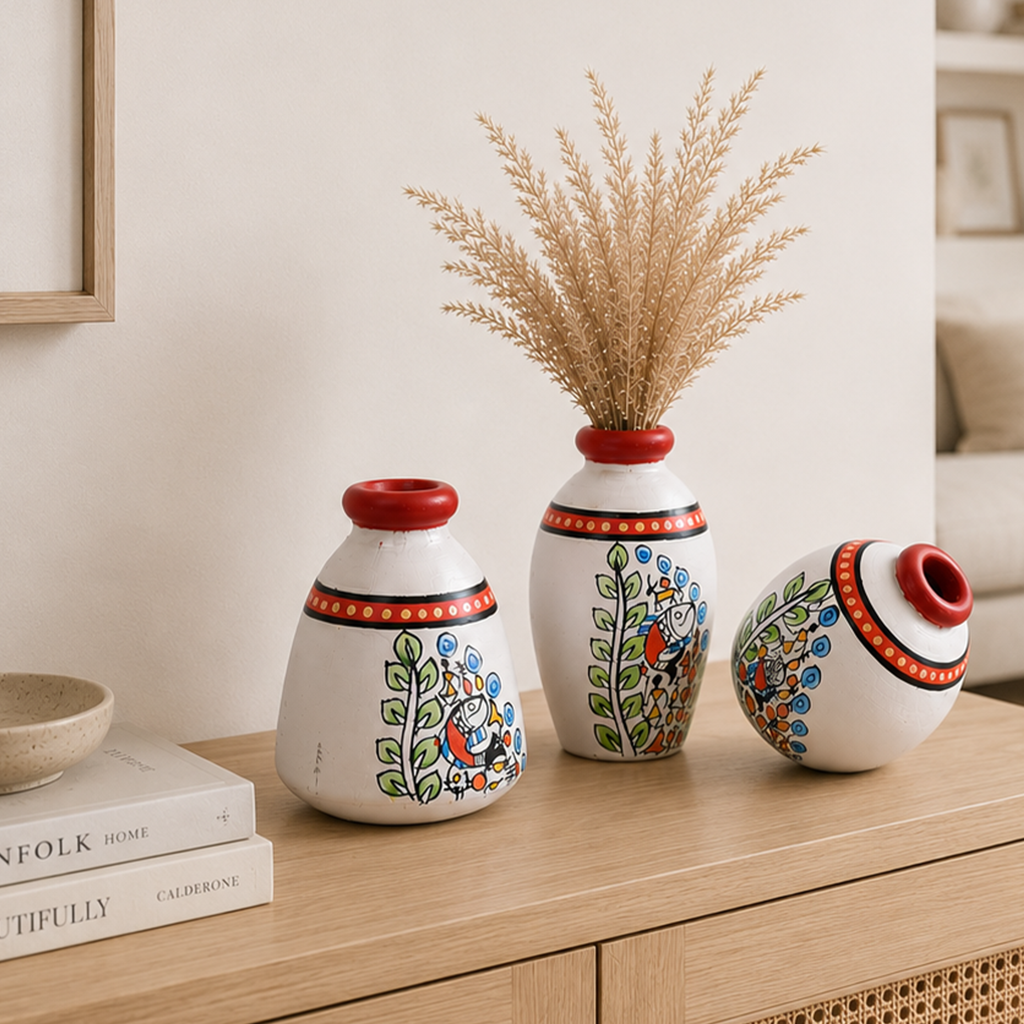 Vase Earthen Miniatures White Madhubani (Set of 3) 2.5/3/3