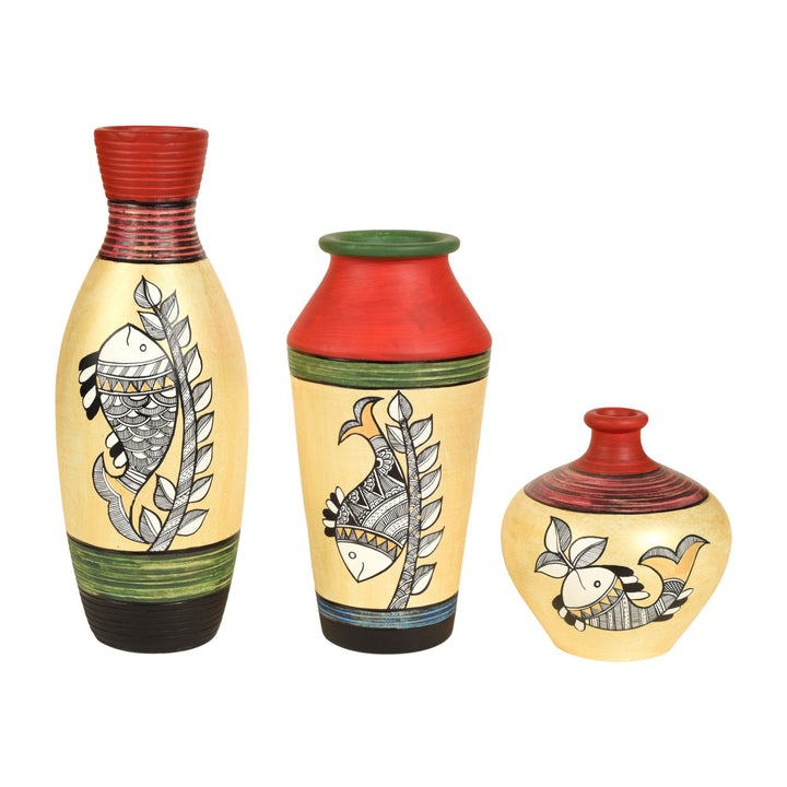 Handpainted Earthen Vases with Madhubani Art