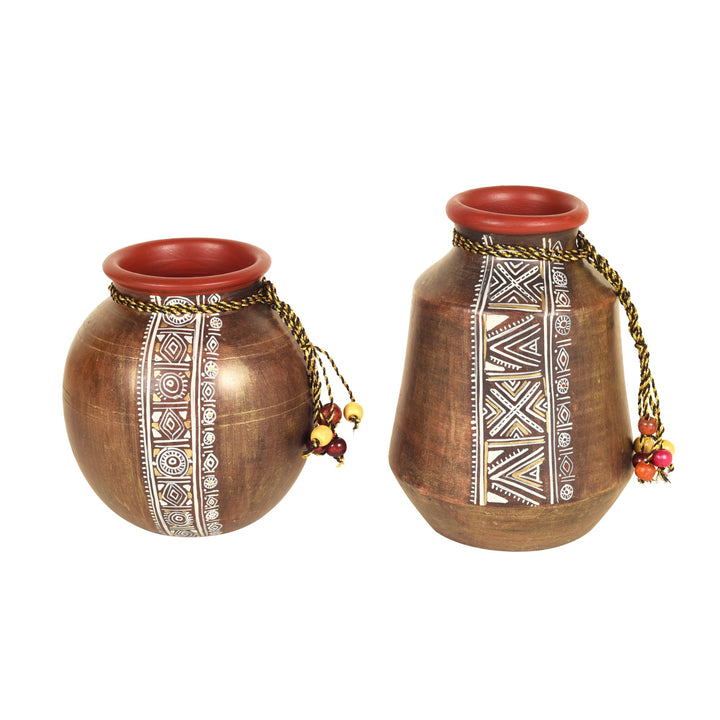 Simmering Sand Handpainted Terracotta Vase Set of 2 (4x3x5.5/4.5x2.5x6.5)