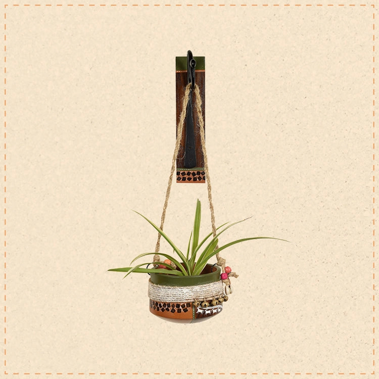 Jute Embellished Earthen Planter on a Classic Wall Hook
