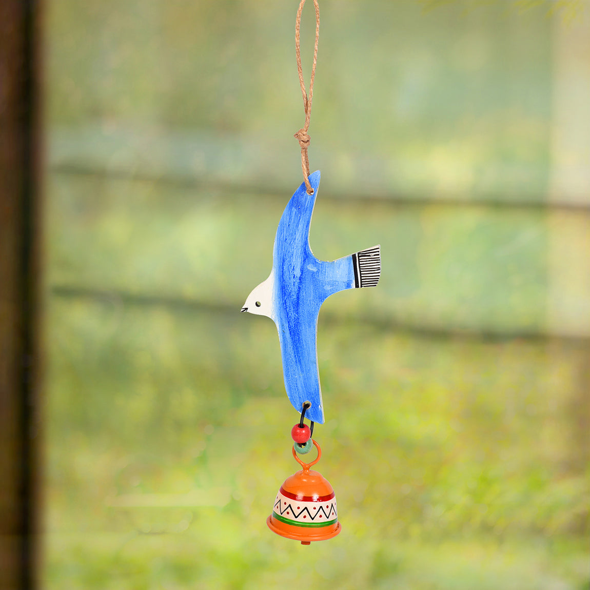Blue Fly Bird Wind Chimes with Metal Bell for Home Decoration