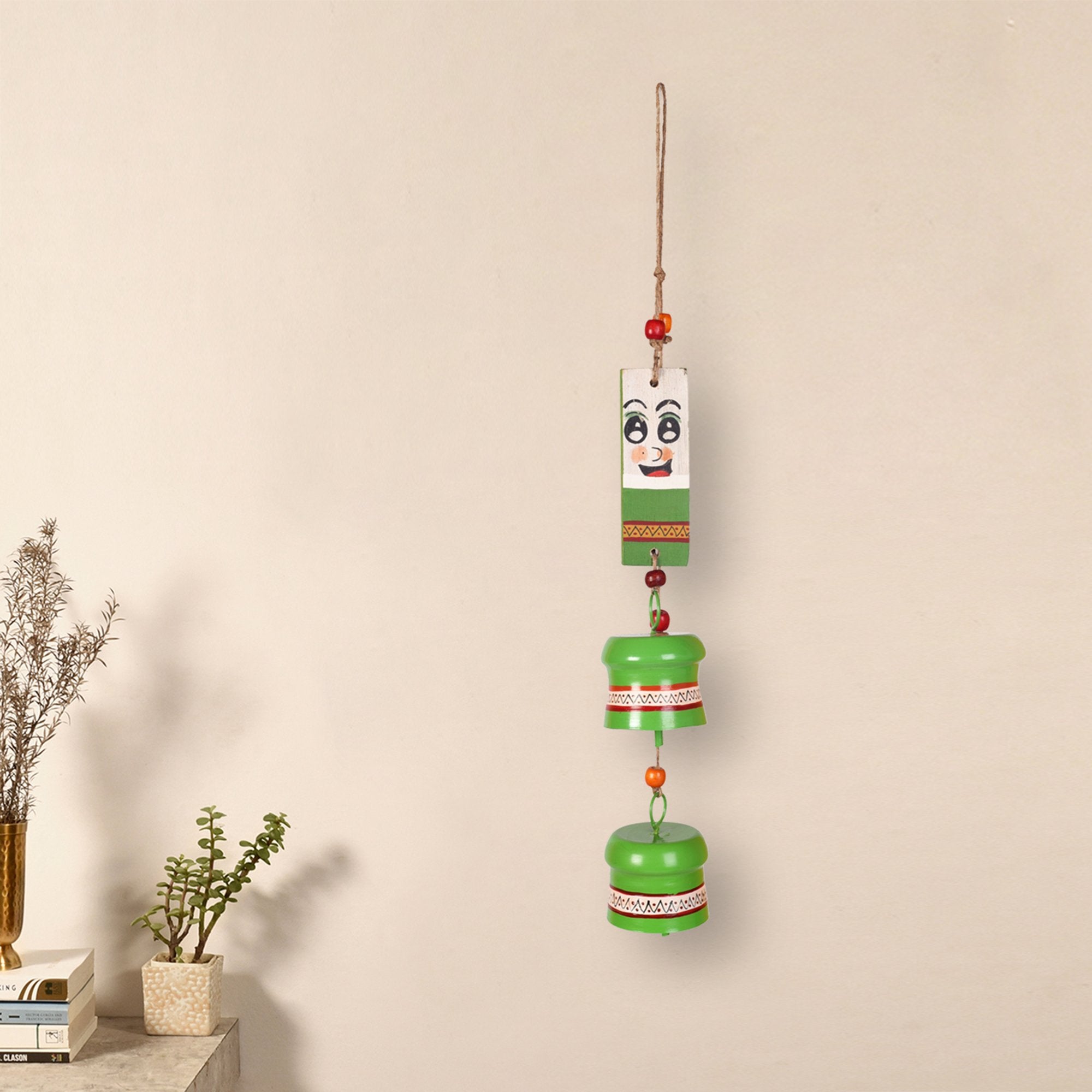 Green Gardener Wind Chime (19x2)